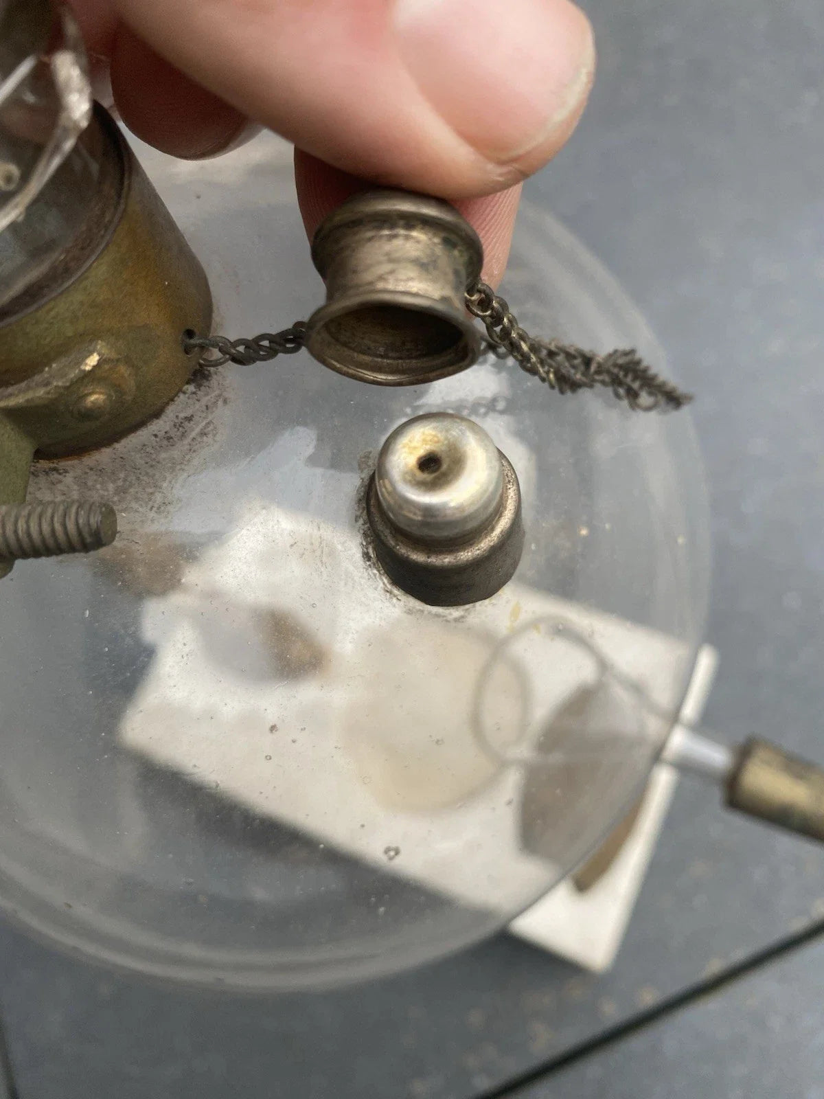 Cafetière ancienne en verre