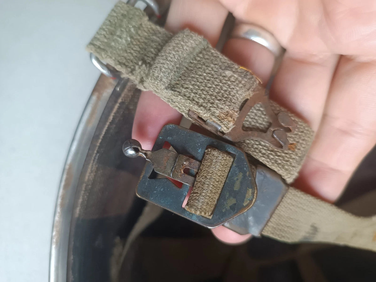 Casque US M1 authentique de la Seconde Guerre mondiale