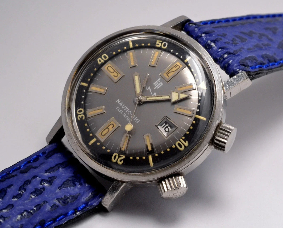 MONTRE ANCIENNE LIP NAUTIC SKI COMPRESSOR R184 1967 FRENCH STAINLESS STEEL WATCH