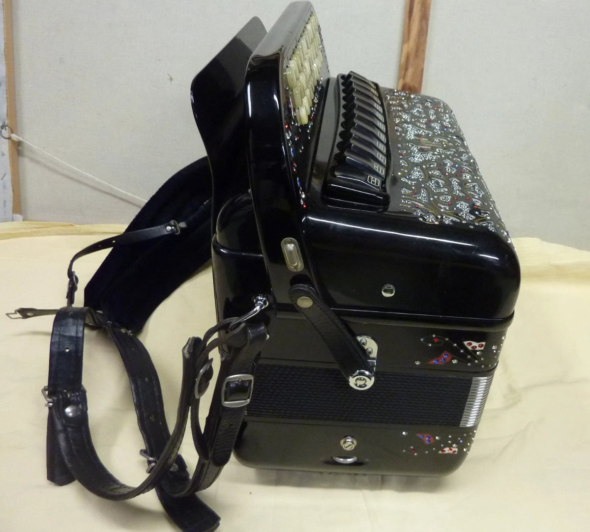 Rare et magnifique ancien accordéon diatonique FISART