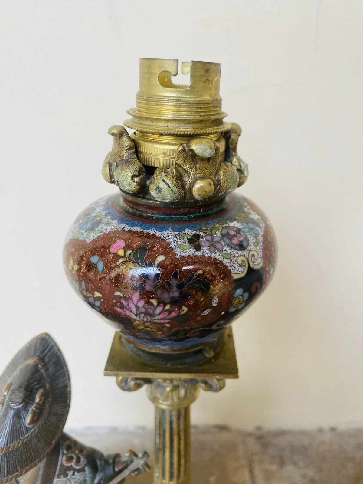 Lampe ancienne en bronze
