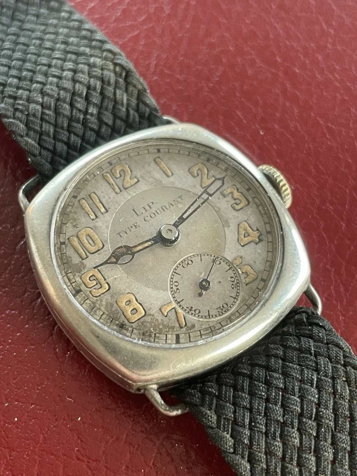 Ancienne montre militaire marque lip type courant
