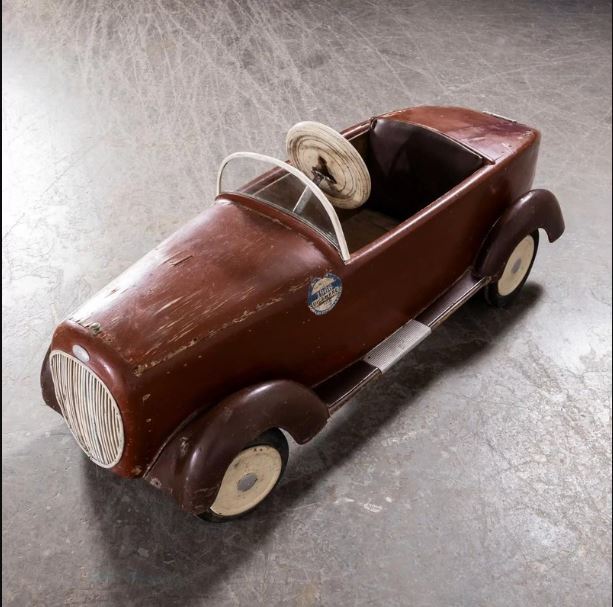 Voiture à Pédales Fabriquée à la Main Vintage 1948