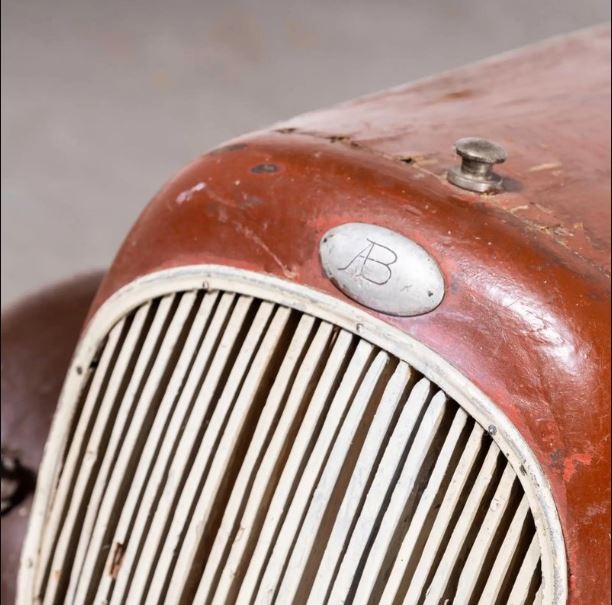 Voiture à Pédales Fabriquée à la Main Vintage 1948