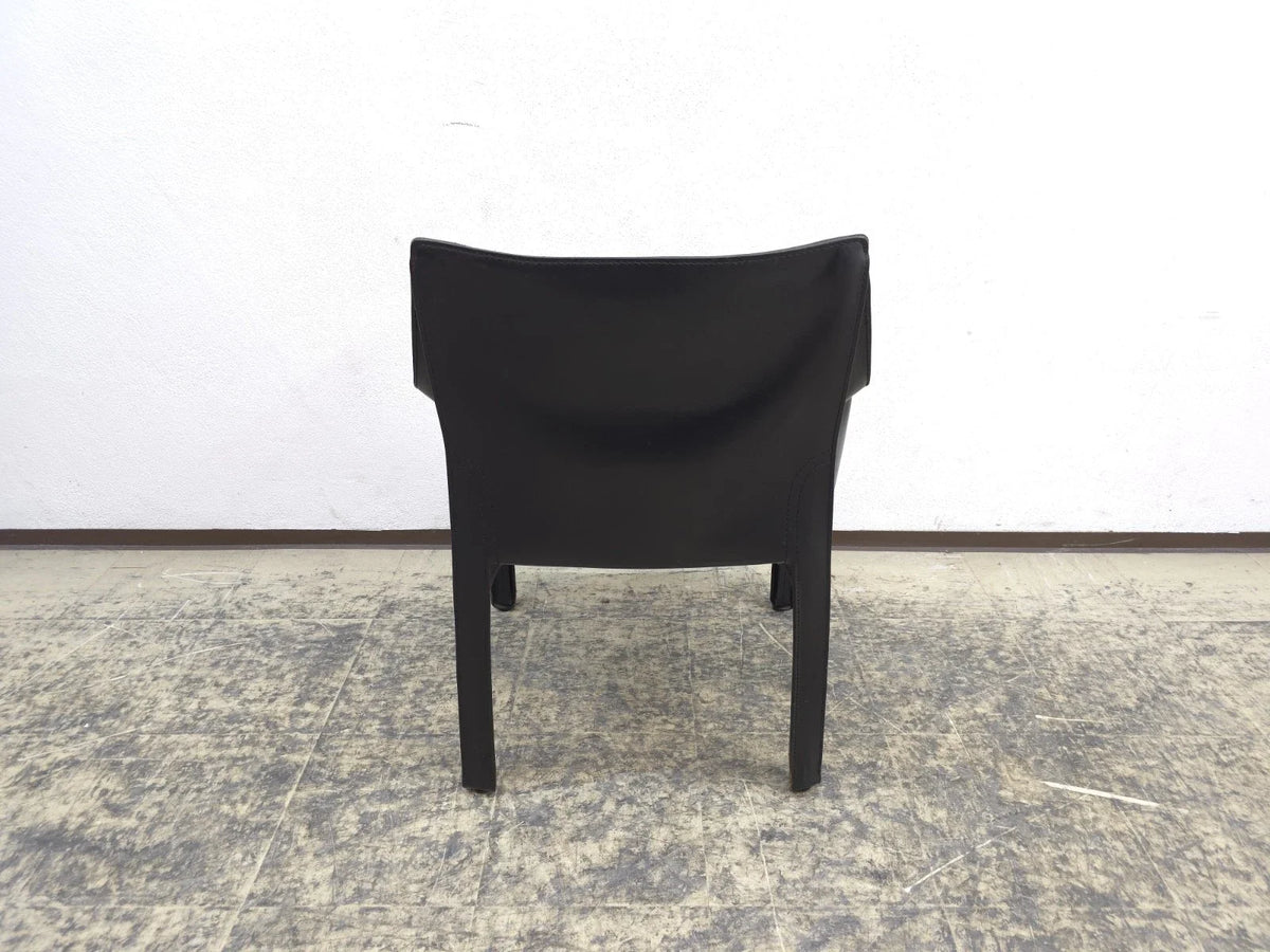 La chaise Cab 413 de Cassina, un chef-d'œuvre du design italien