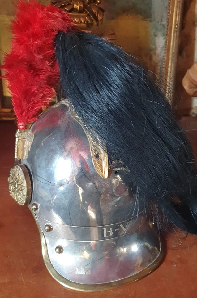 Casque de dragon de style militaire du XIXe siècle