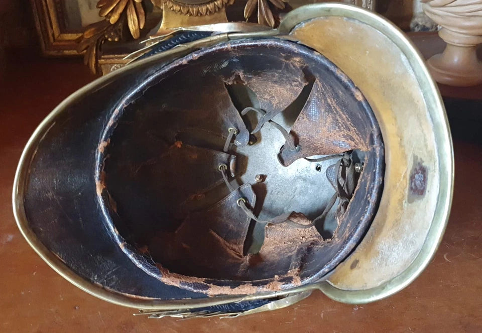 Casque de dragon de style militaire du XIXe siècle