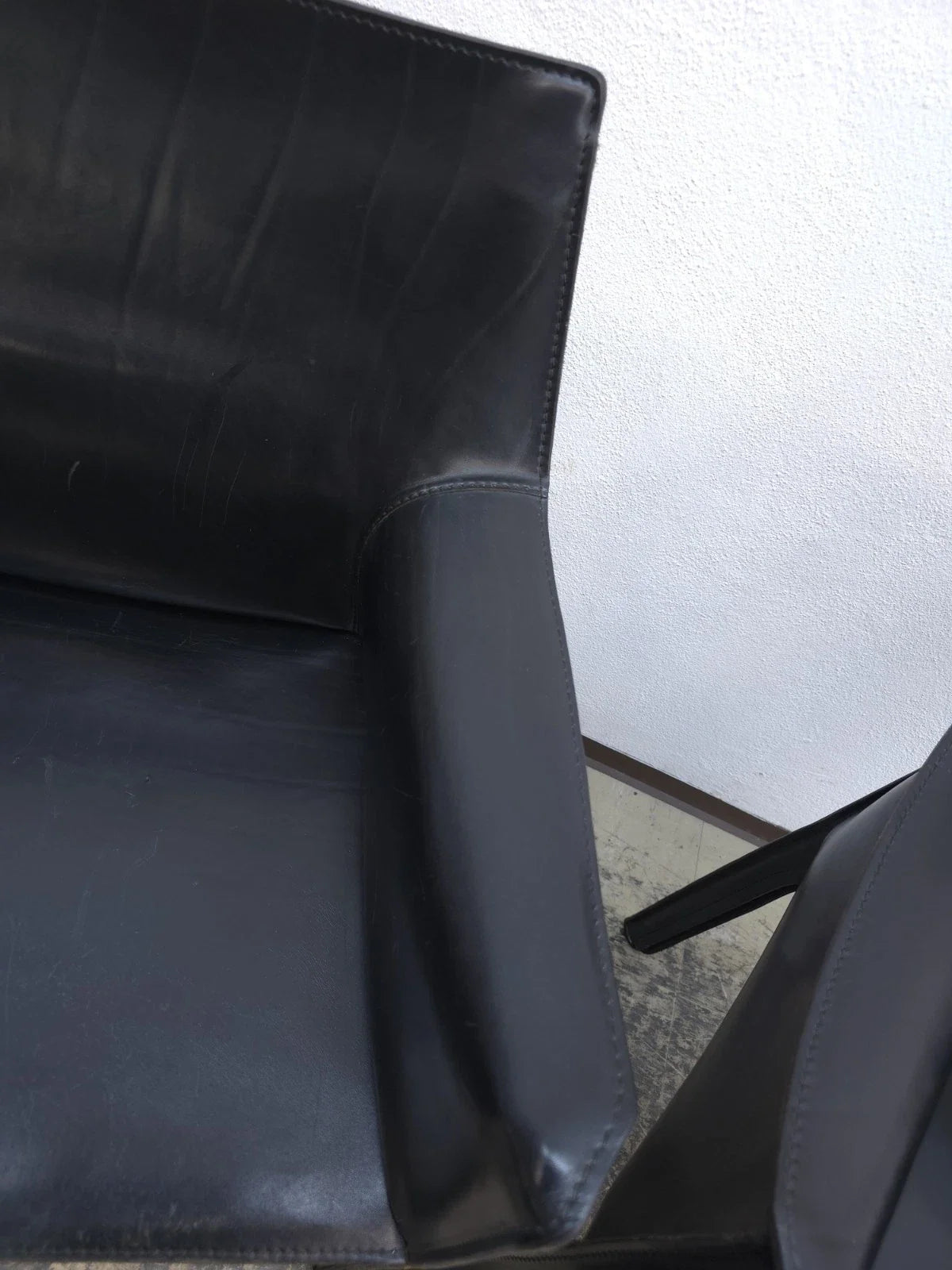 La chaise Cab 413 de Cassina, un chef-d'œuvre du design italien