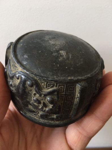 Récipient antique chinois