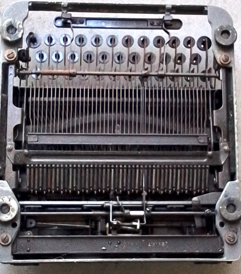Machine à écrire Olympia WW2