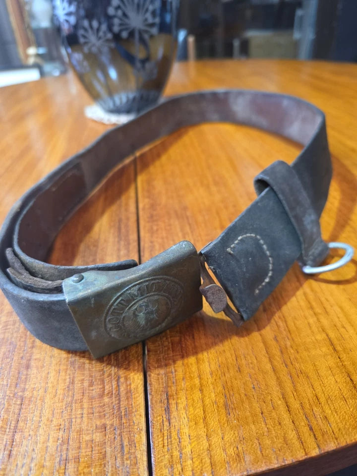 Ancien ceinturon militaire allemand de la Seconde Guerre mondiale