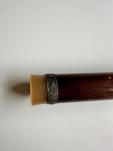 Ancienne pipe asiatique