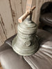 Ancienne cloche en bronze