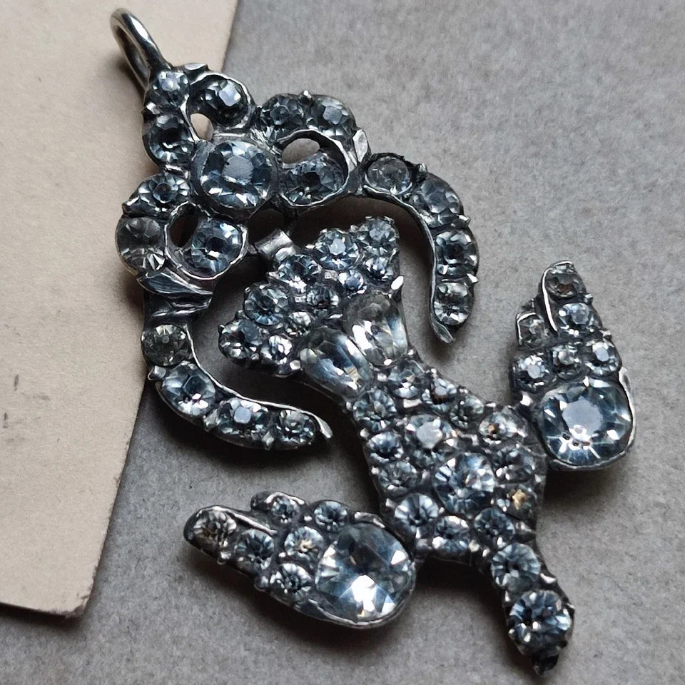 Pendentif ancien
