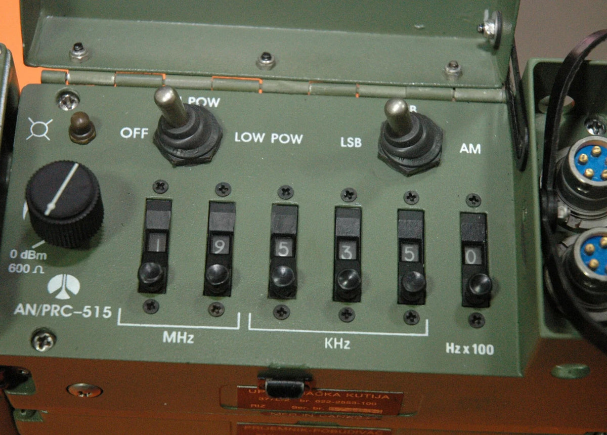 Transmetteur radio hf militaire