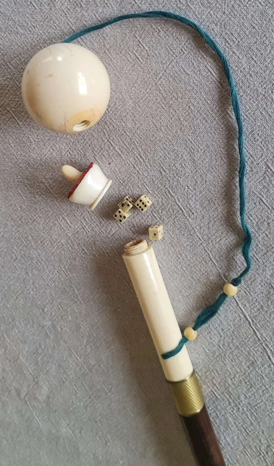Canne jeux bilboquet