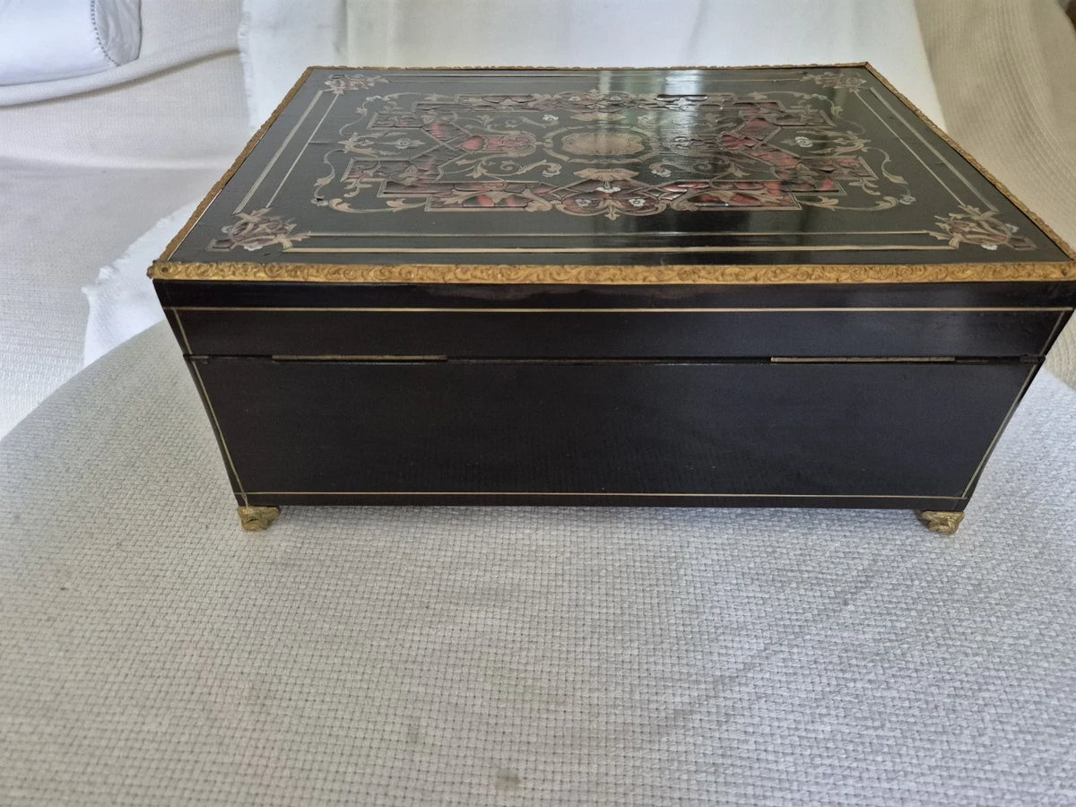Coffret ancien
