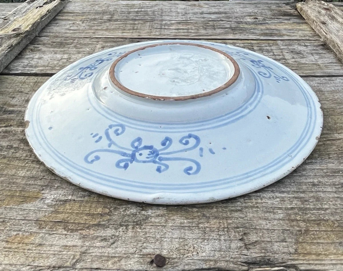 Assiette en faïence