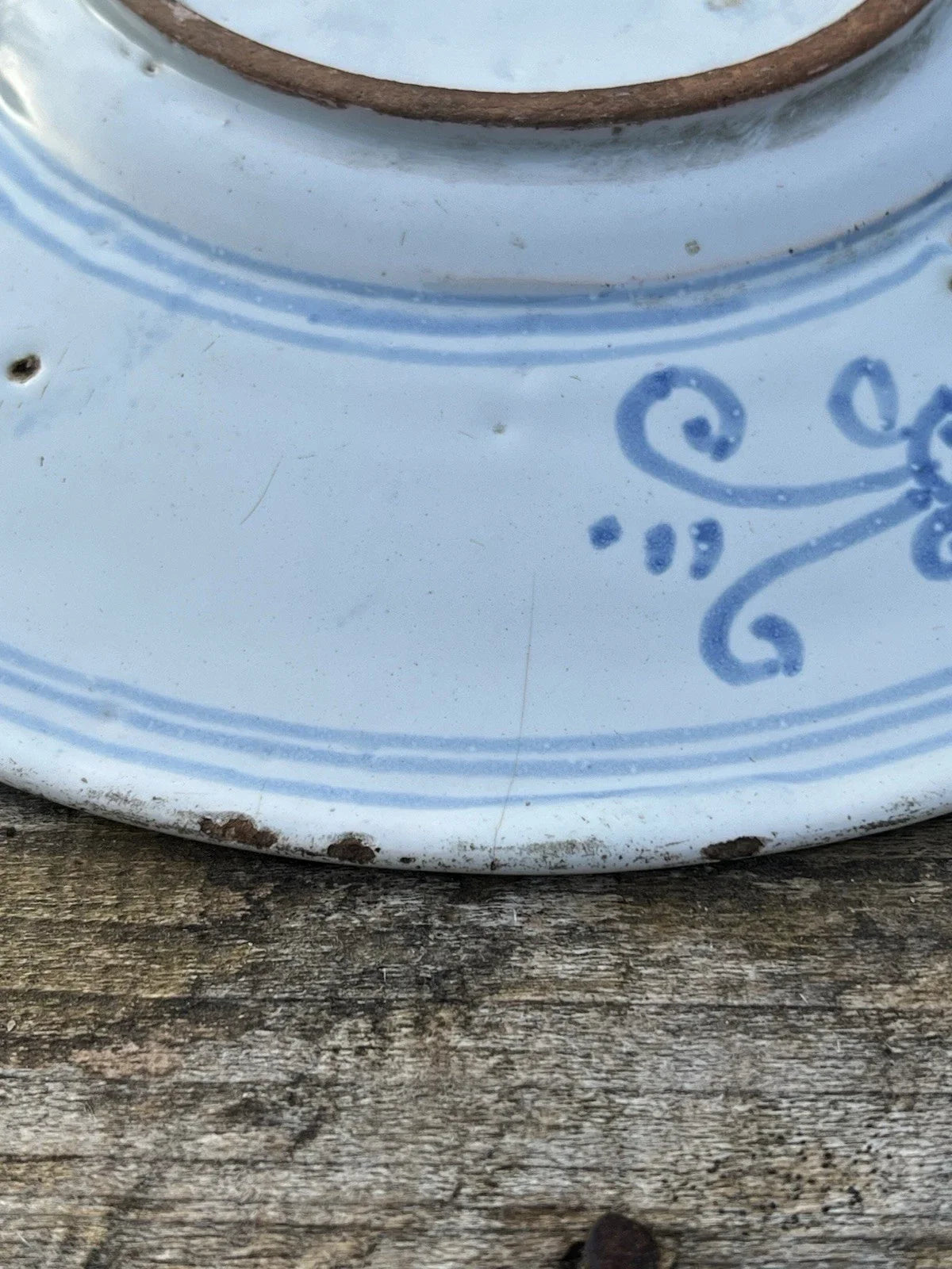 Assiette en faïence