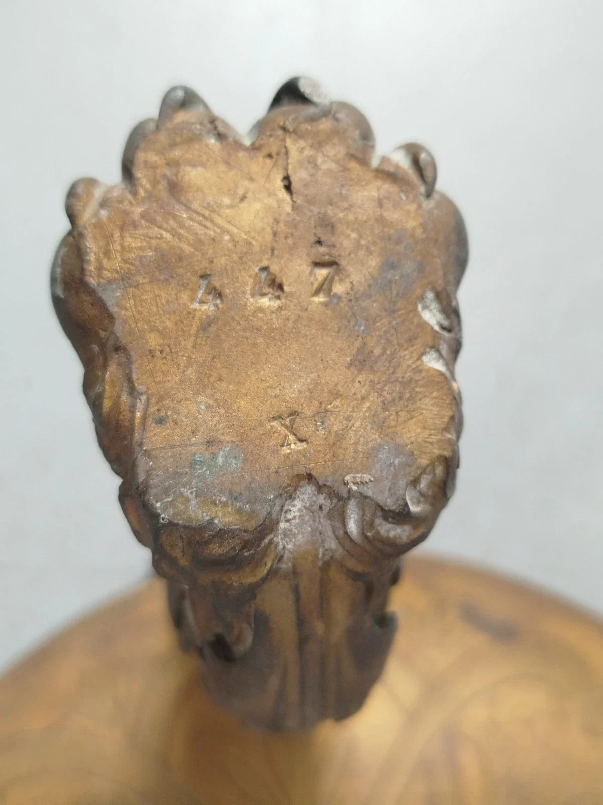 Socle piédestal