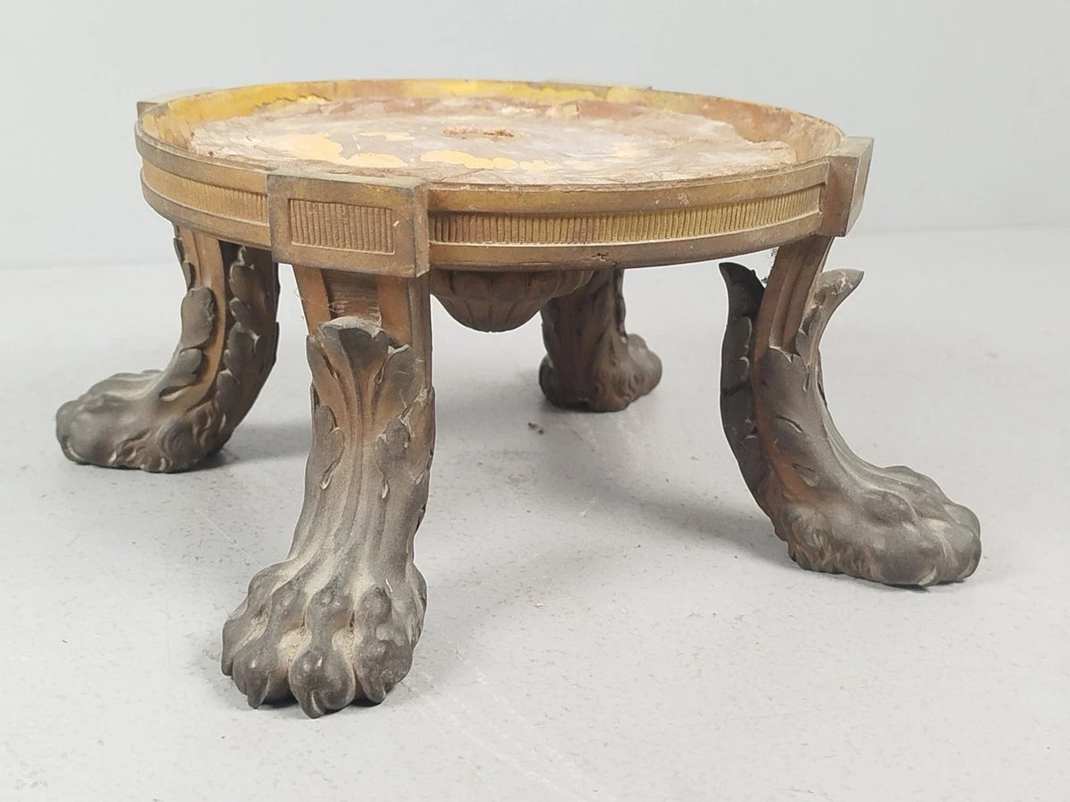 Socle piédestal