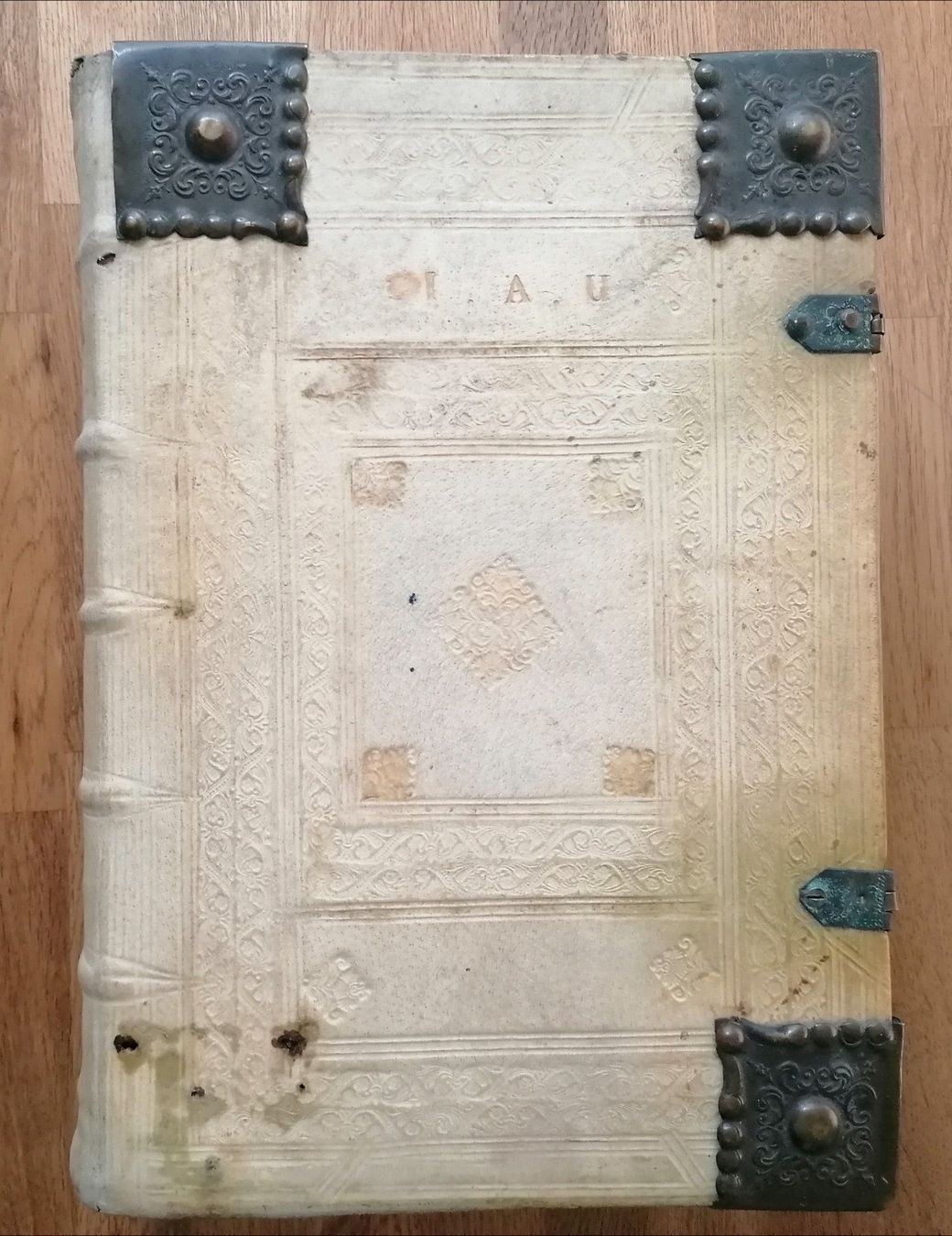 Bible ancienne de 1712 imprimée à Minden