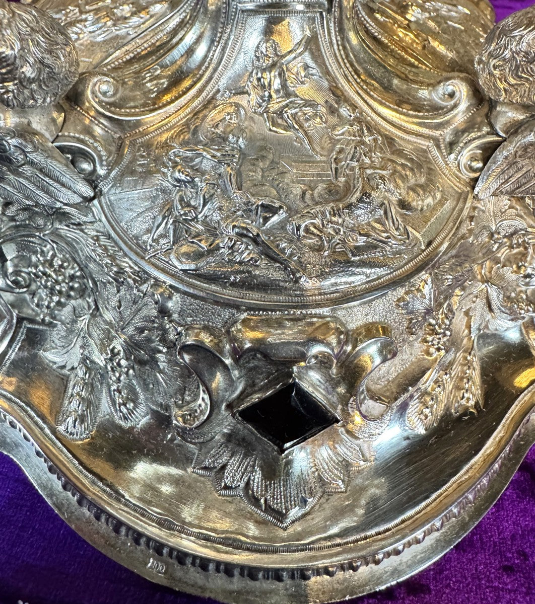 Ciboire en argent, modèle cathédrale