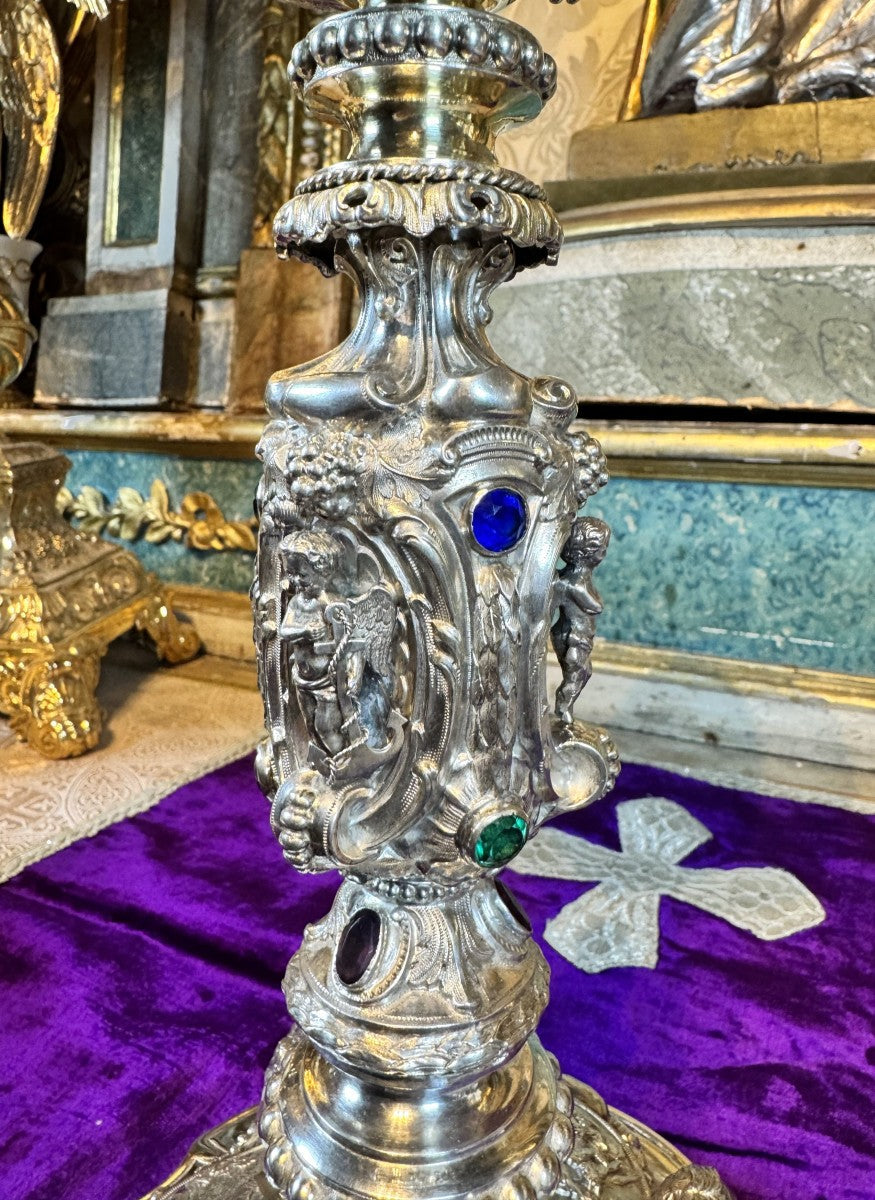 Ciboire en argent, modèle cathédrale