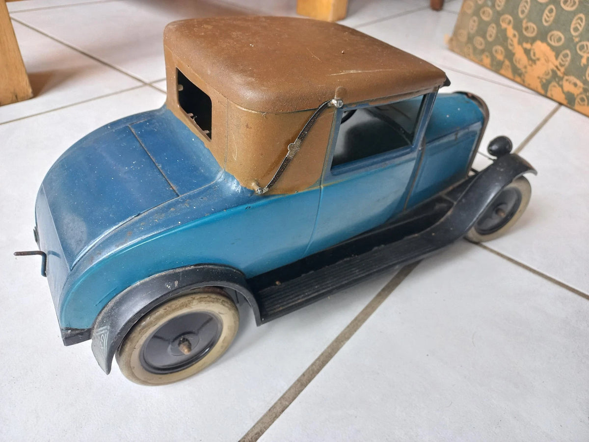Jouet automobile mécanique André Citroën