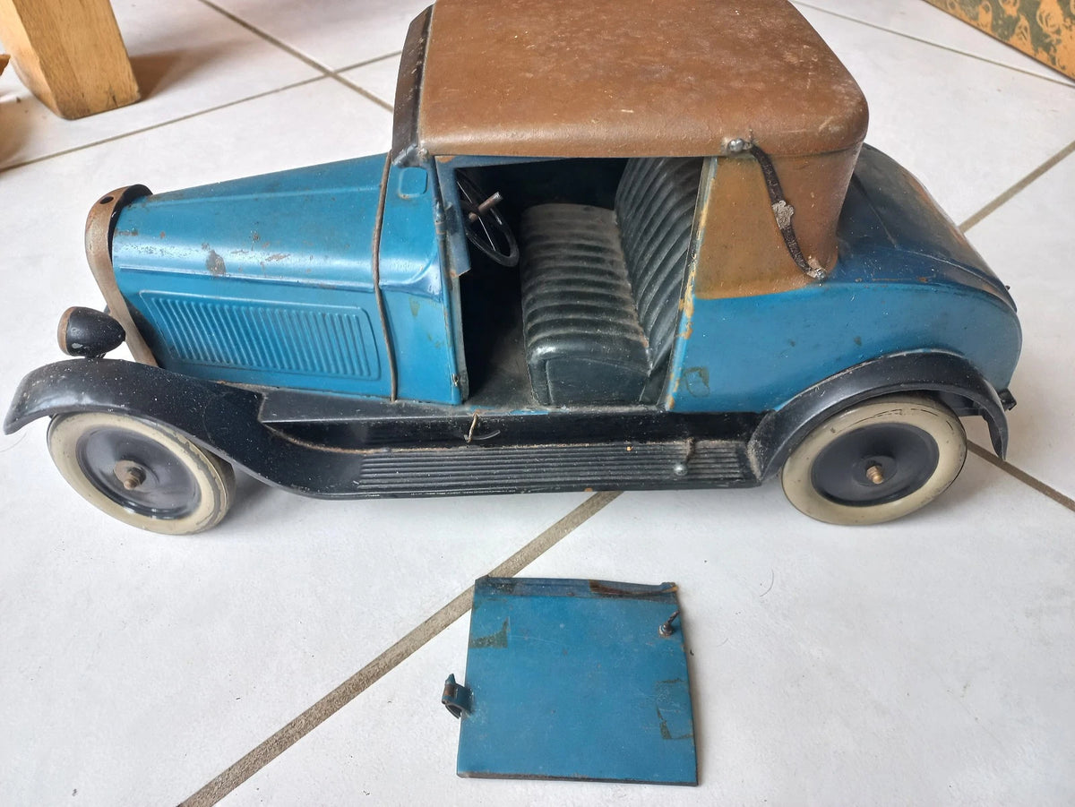Jouet automobile mécanique André Citroën
