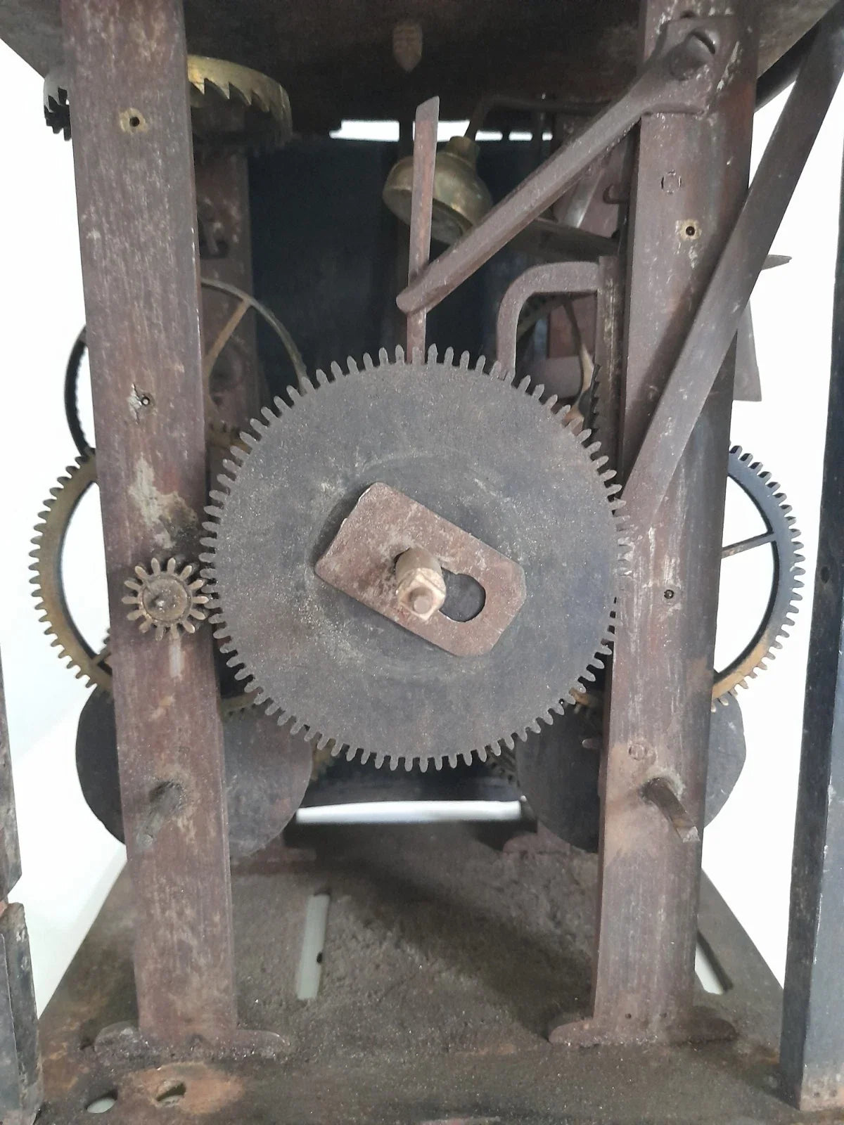 Horloge Comtoise mécanisme 1 aiguille
