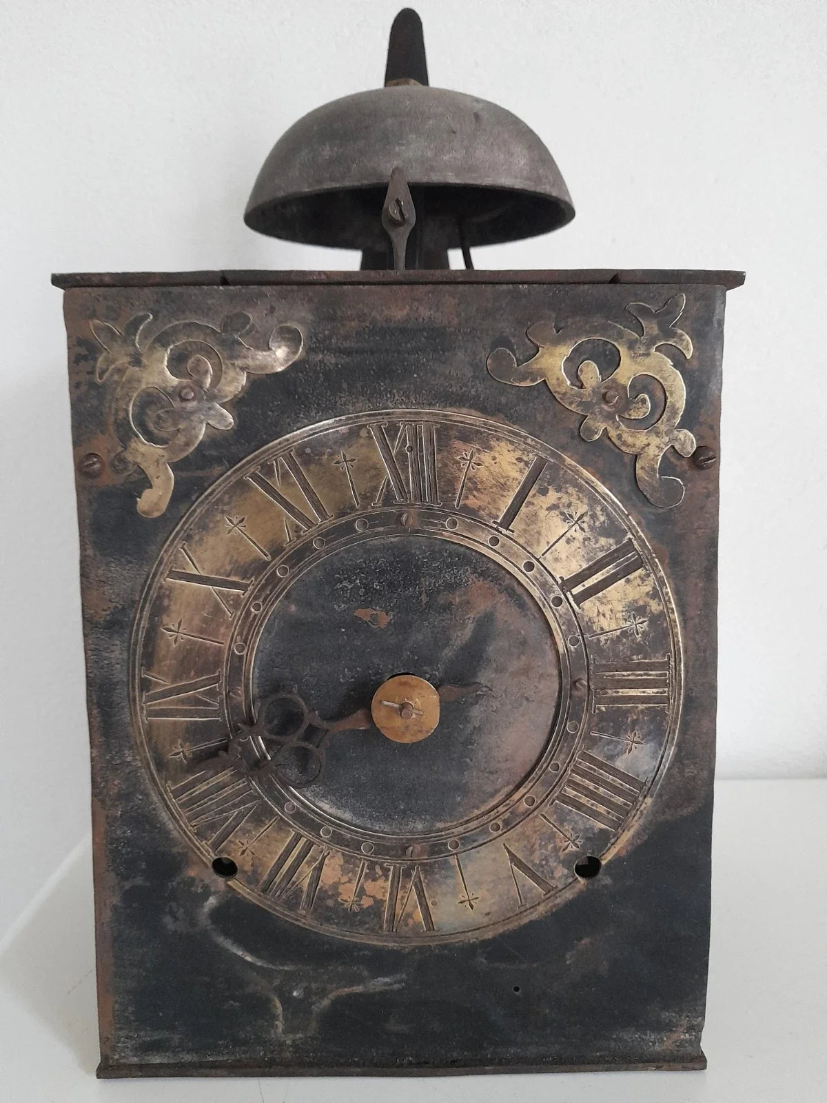 Horloge Comtoise mécanisme 1 aiguille