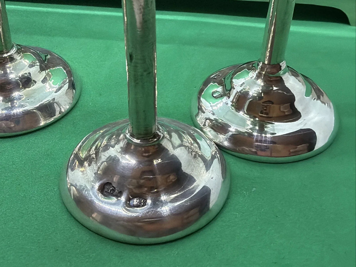 Ancien service à liqueur en argent massif