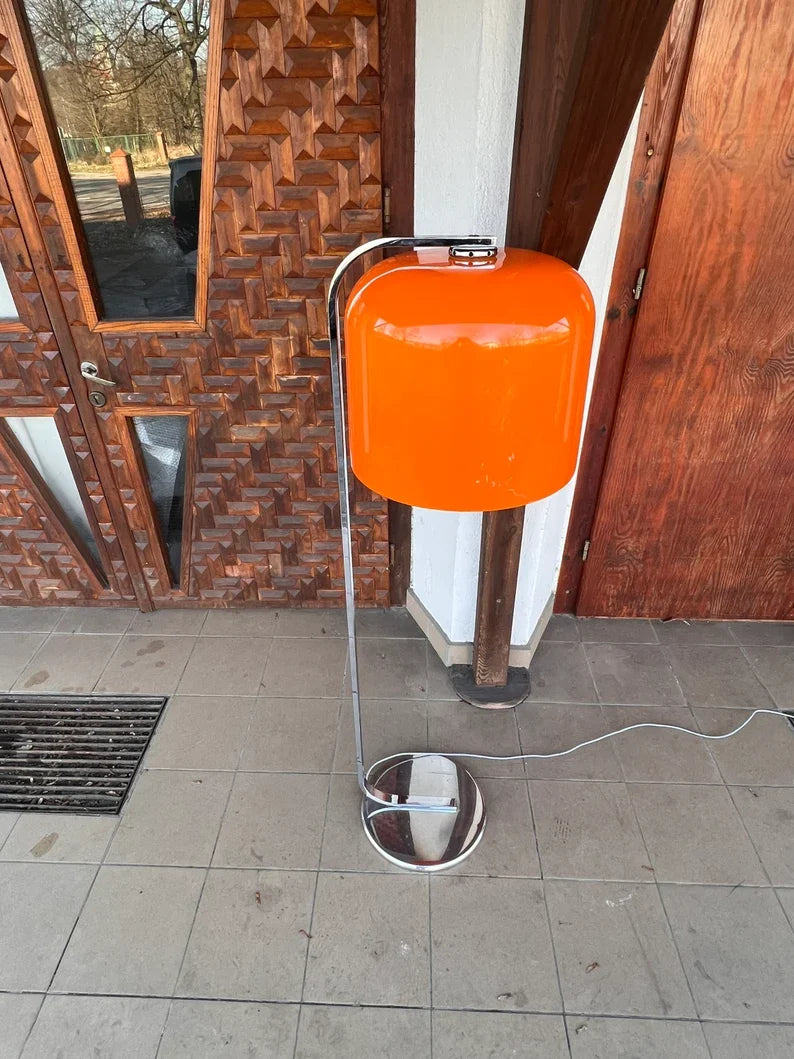 Rare lampadaire Alvise signé Luigi Massoni pour Guzzini