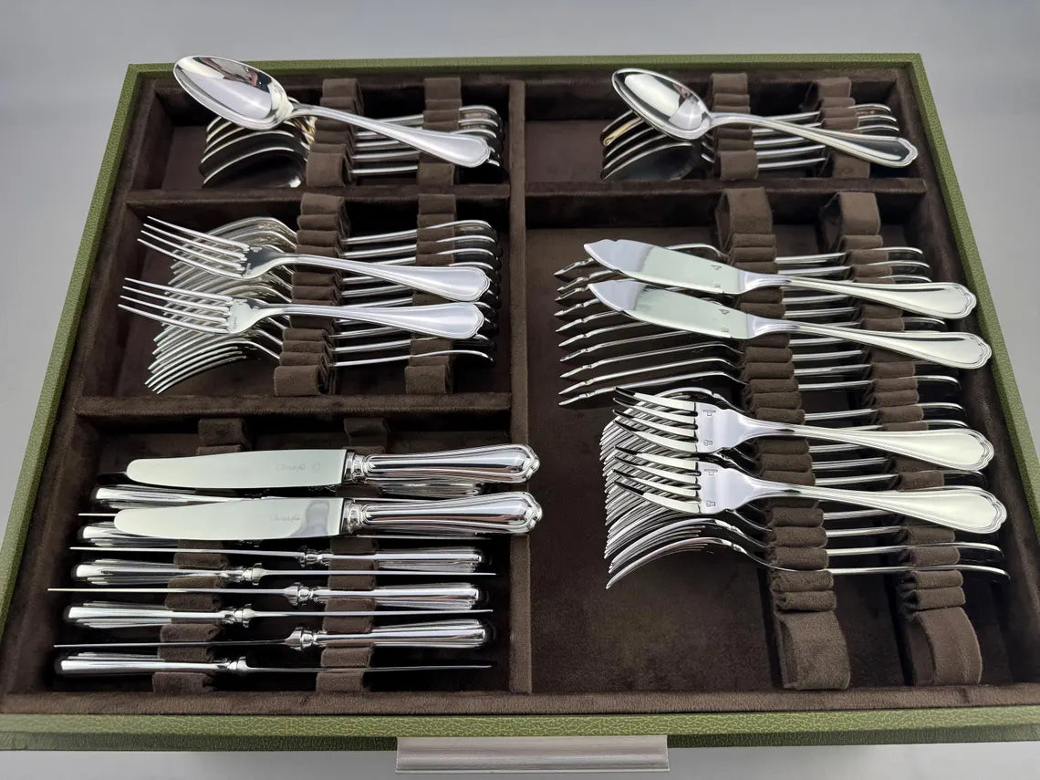 Service de table Christofle 126 pièces