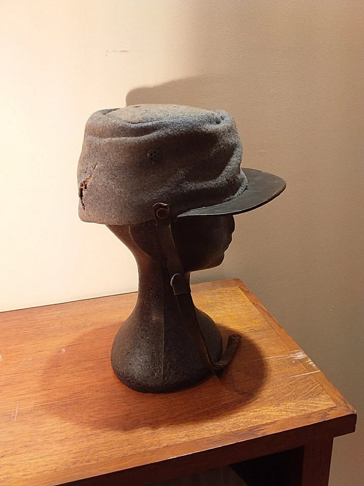 Képi authentique de l'Armée Française, modèle 1915