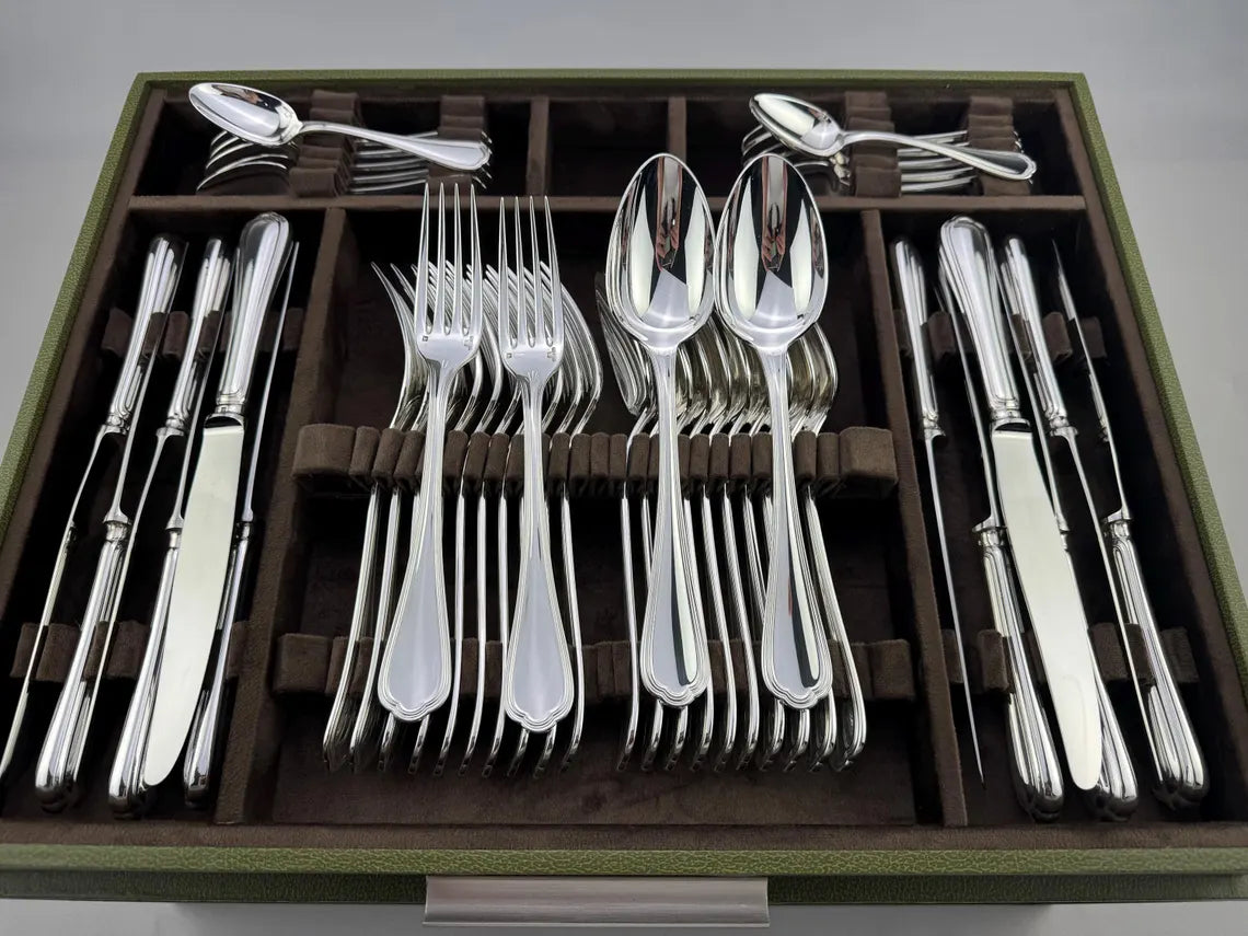 Service de table Christofle 126 pièces