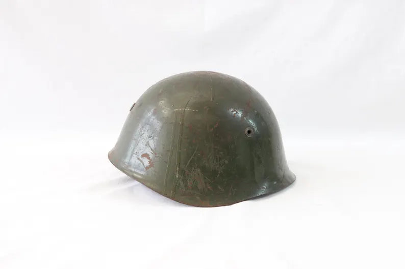 Casque militaire ancien