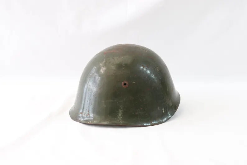 Casque militaire ancien