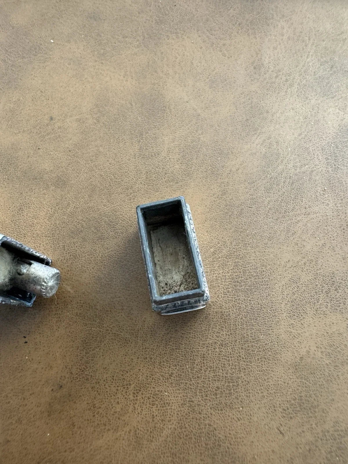 Briquet en argent minerve et tête de sanglier ancien à Système