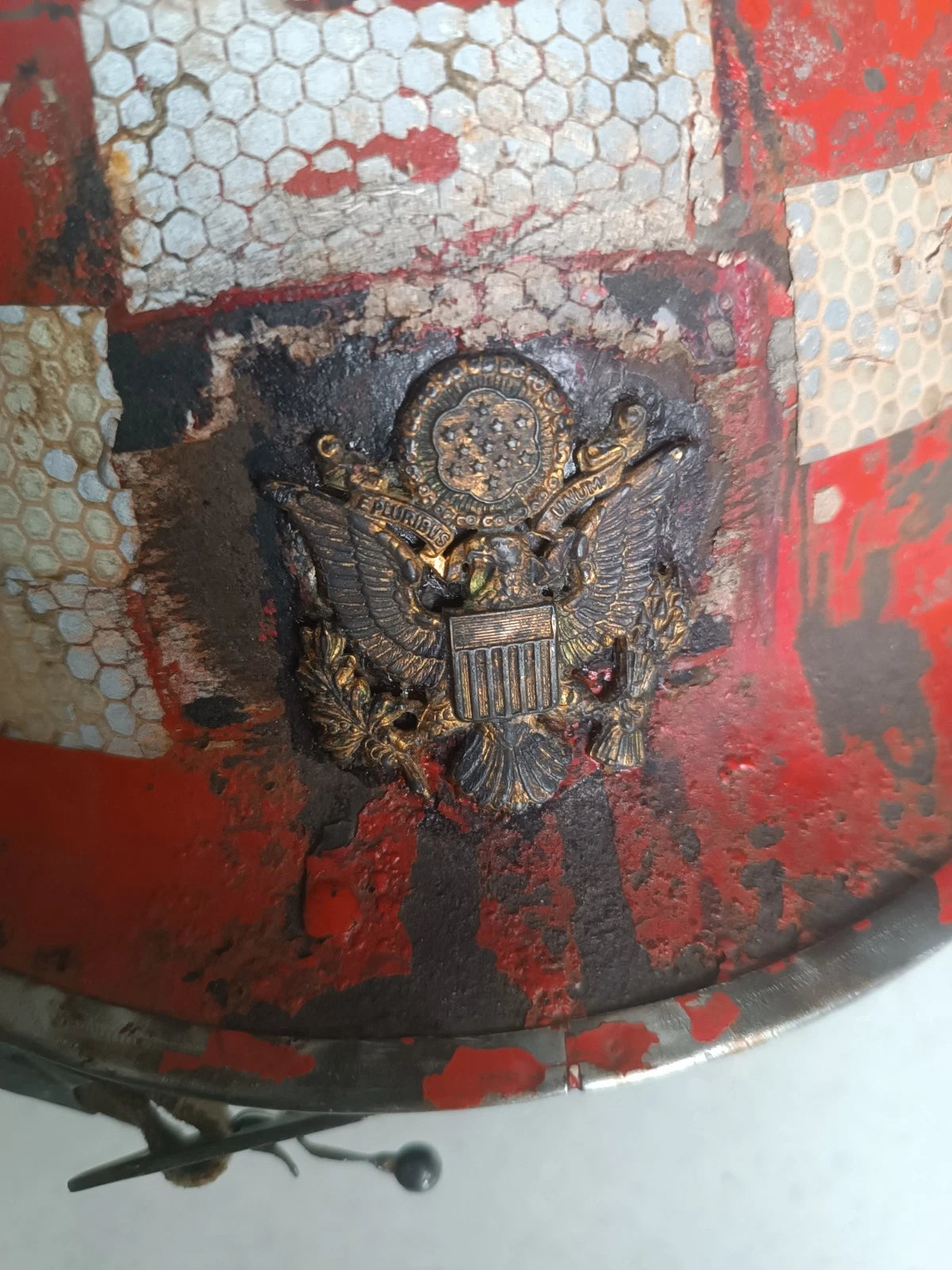 Casque US M1 authentique de la Seconde Guerre mondiale