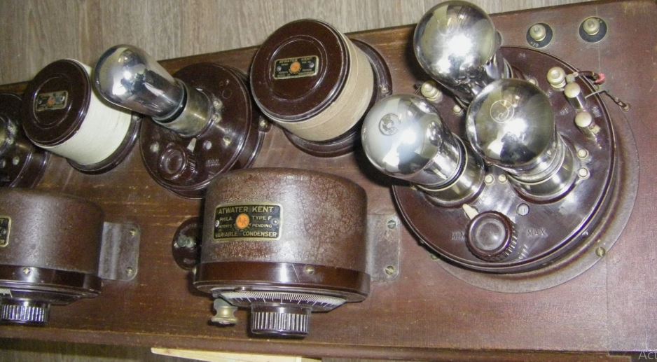 Poste radio ancien