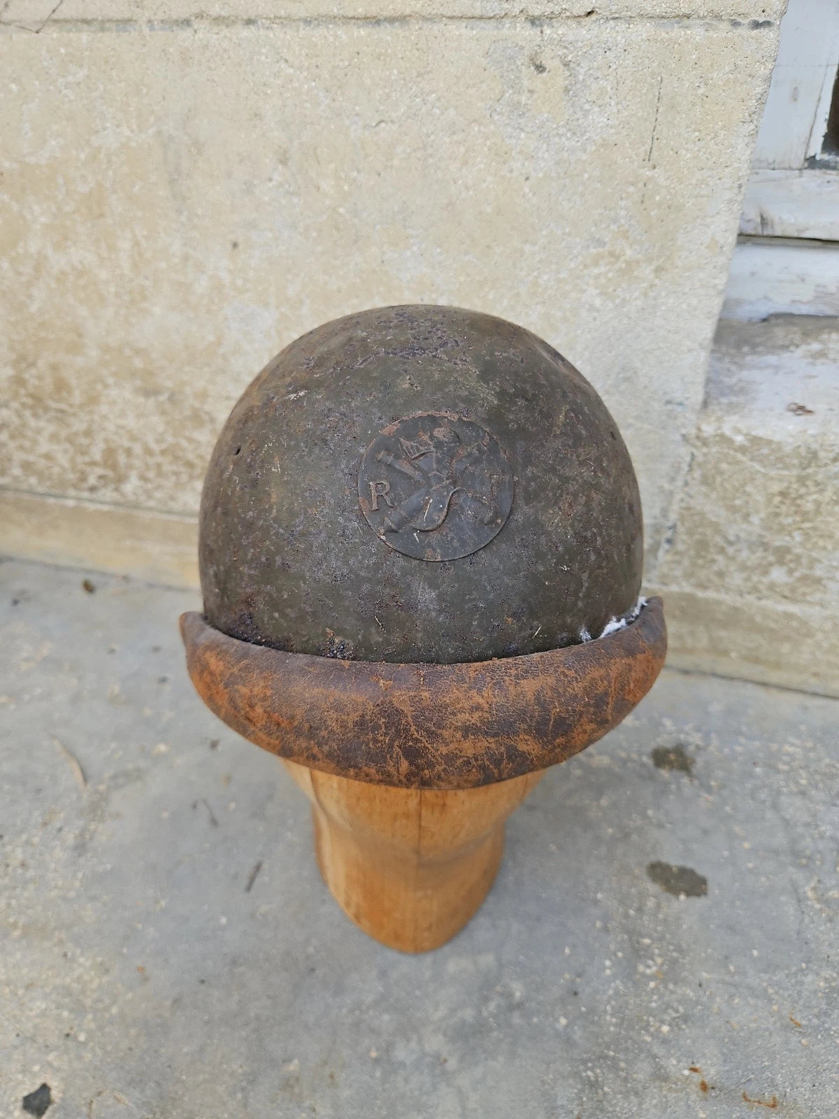 Casque militaire français modèle 1937