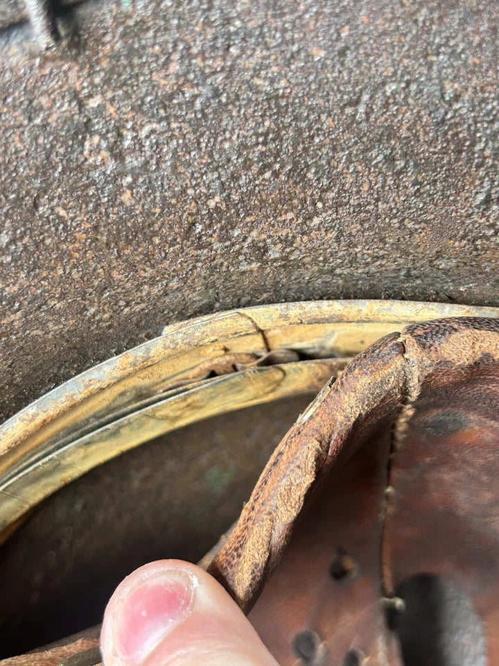 Casque militaire allemand modèle Heer avec camouflage trois tons