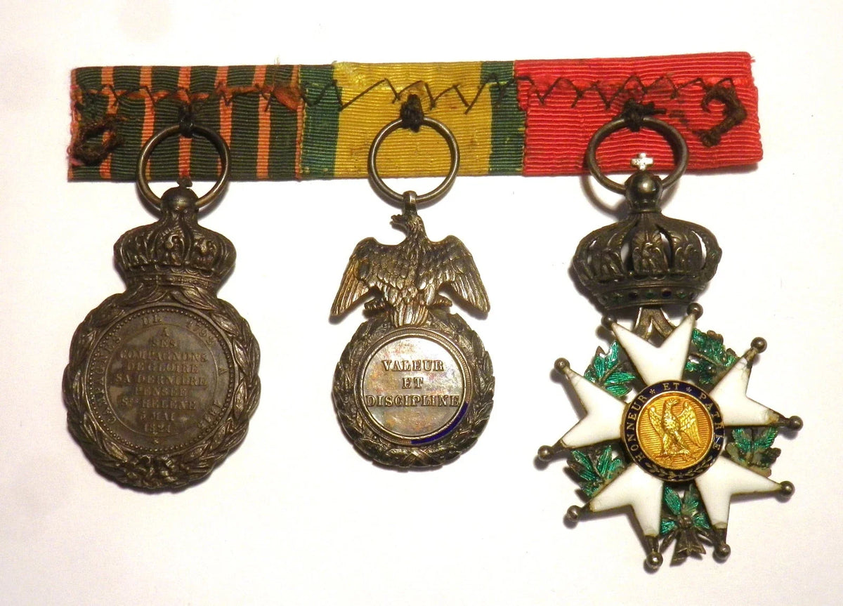 Médaille militaire sainte hélène empire napoléon argent or