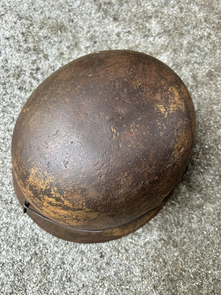 Casque militaire allemand modèle Heer avec camouflage trois tons