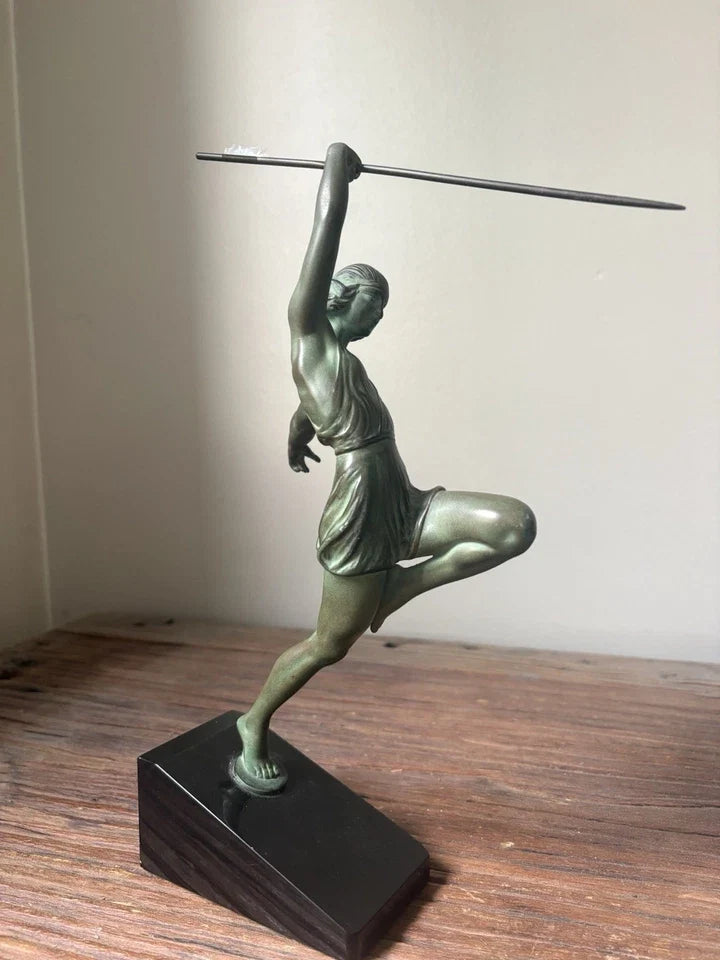 Sculpture femme fayral pierre le faguays max le verrier