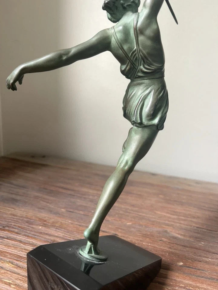 Sculpture femme fayral pierre le faguays max le verrier