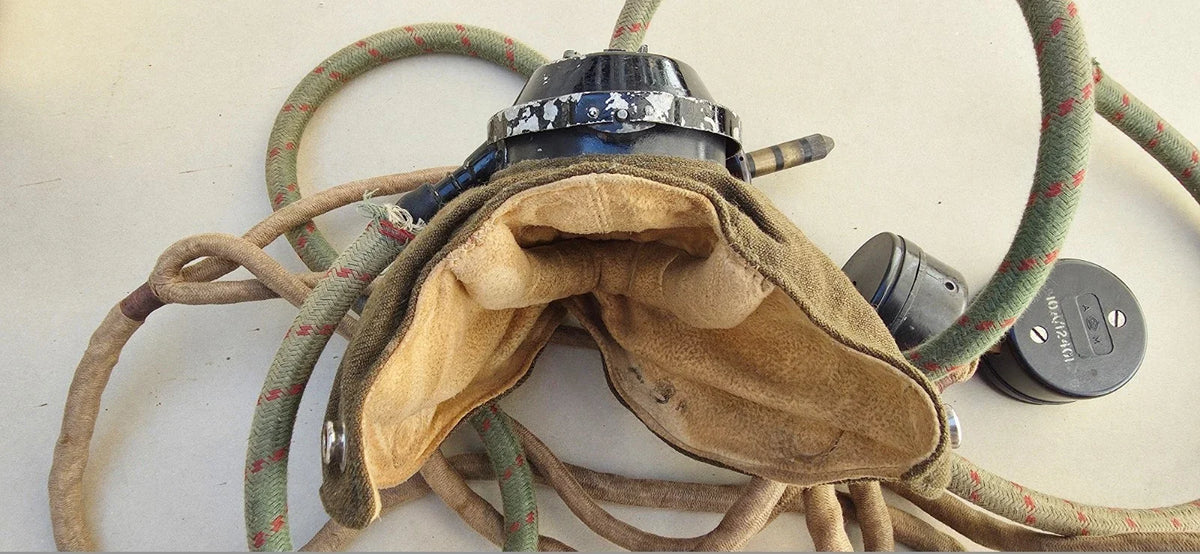 Masque à oxygène royal air force, datant de la seconde guerre mondiale
