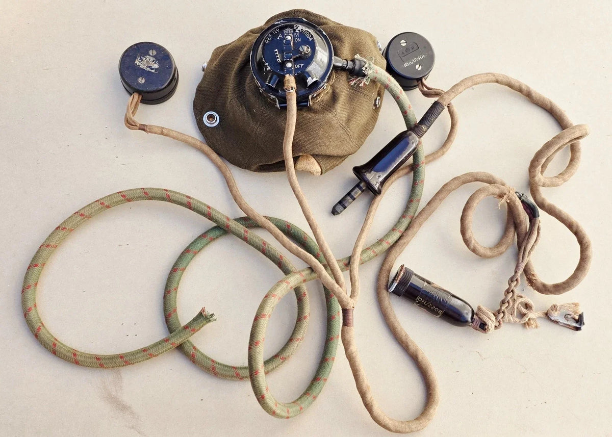 Masque à oxygène royal air force, datant de la seconde guerre mondiale